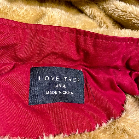 Love Free Vest - Picture 4 of 9